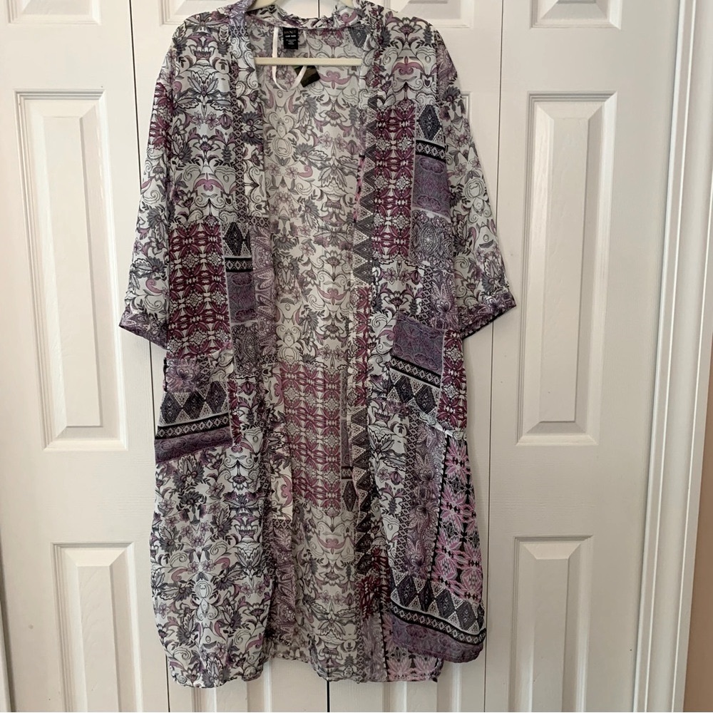 MIXIT Size OS 100% Polyester 3/4 Sleeve Long Kimono NWT